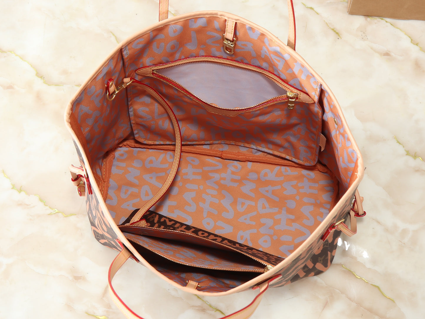 Mary Jane Handbag: Item(A# 31800)