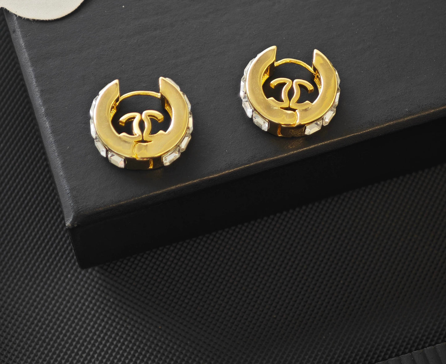 PONNY earrings: Item(F# JYA464).