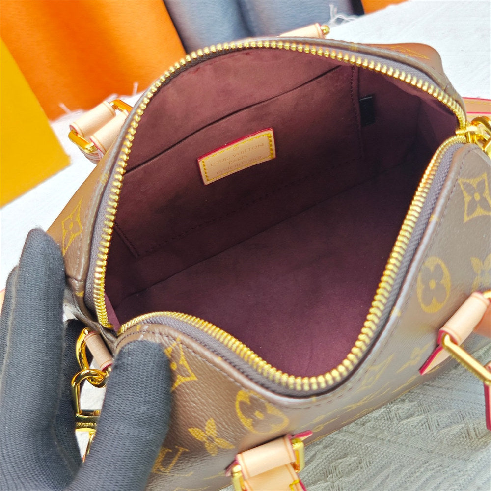 KATY Handbag: Item(A# 31547)