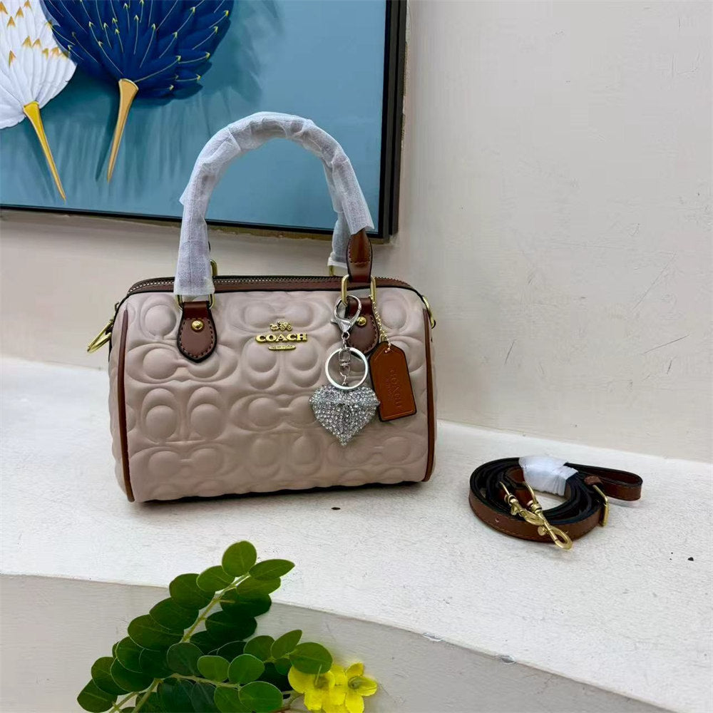 Miss BELLA handbag: Item(A#Z0179)