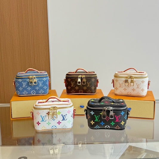 Forget me not Mini lipstick bags: