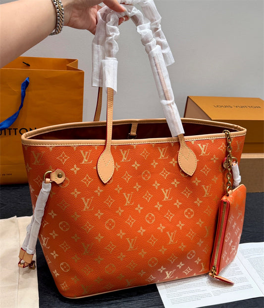 Rich Vibez Handbag: Item(A#31723)