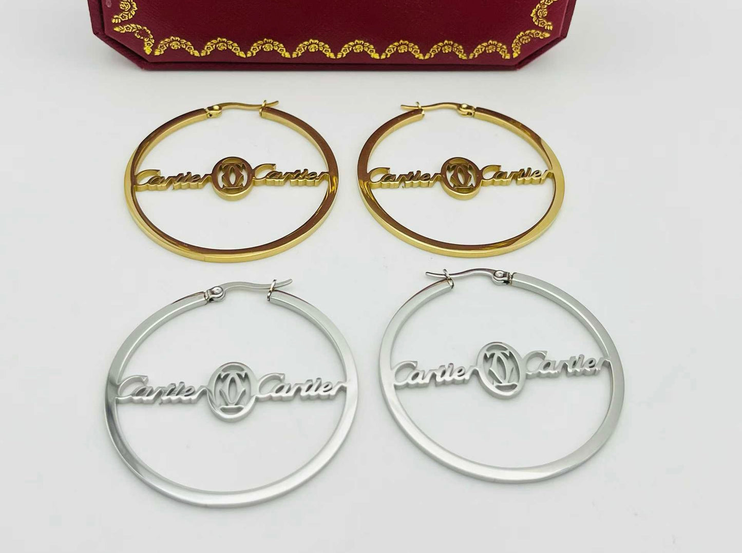 Ms. POLLY earring: Item(F# A0477).