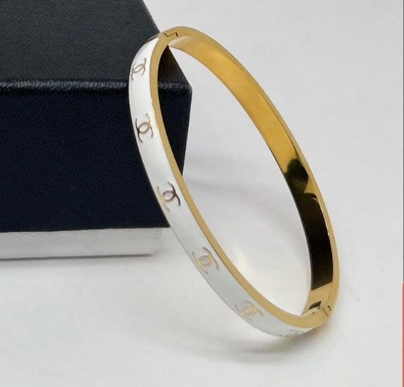FAITH Bangle: Item (F# B0308).