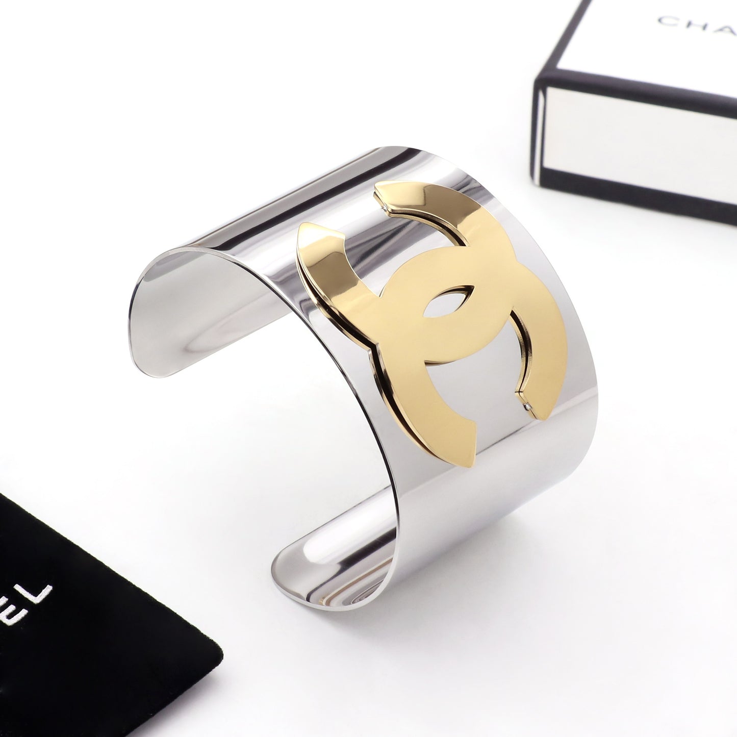 SARIA Bangle: Item( F# WXJ0607).