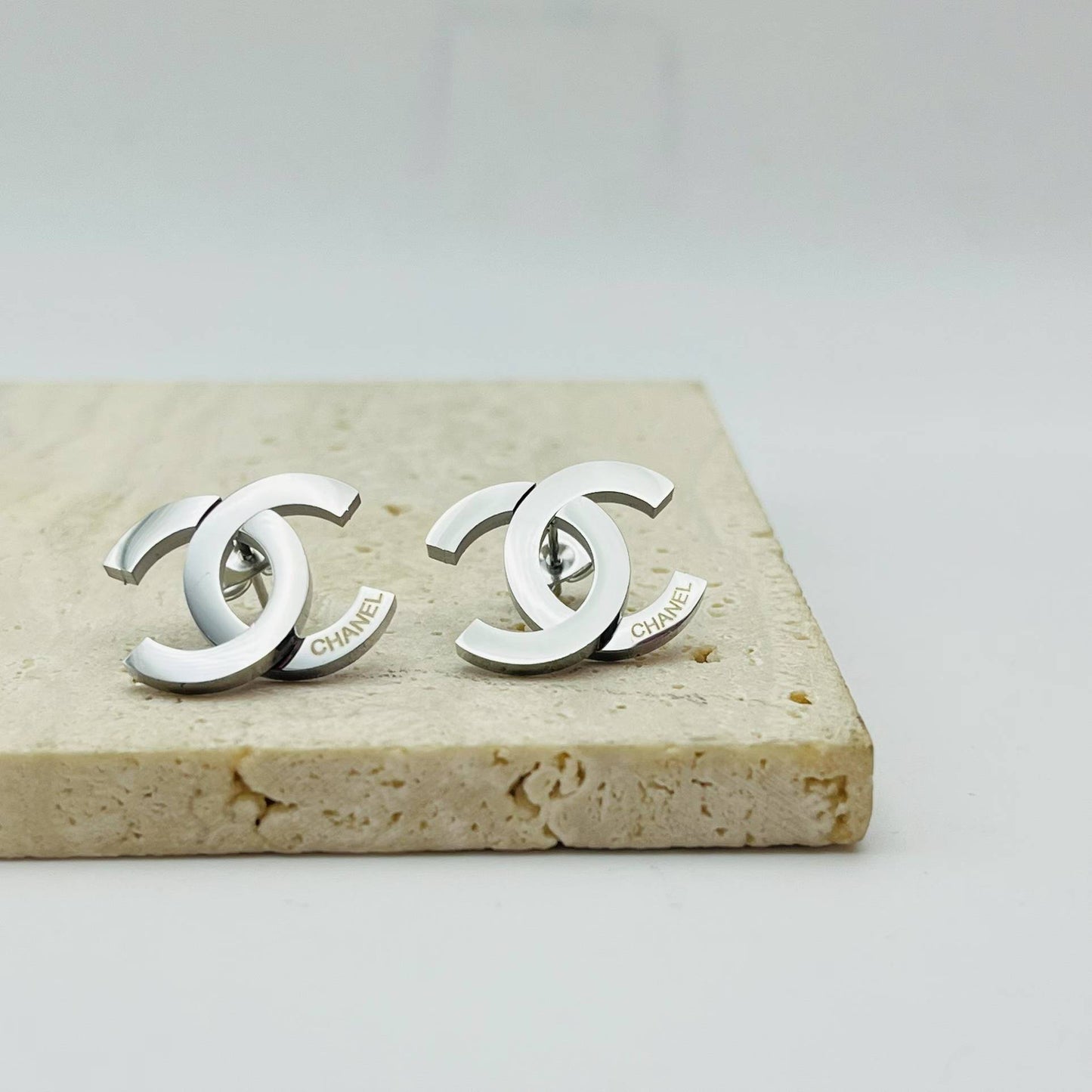 SEXINESS Earrings: Item(F#A0285).
