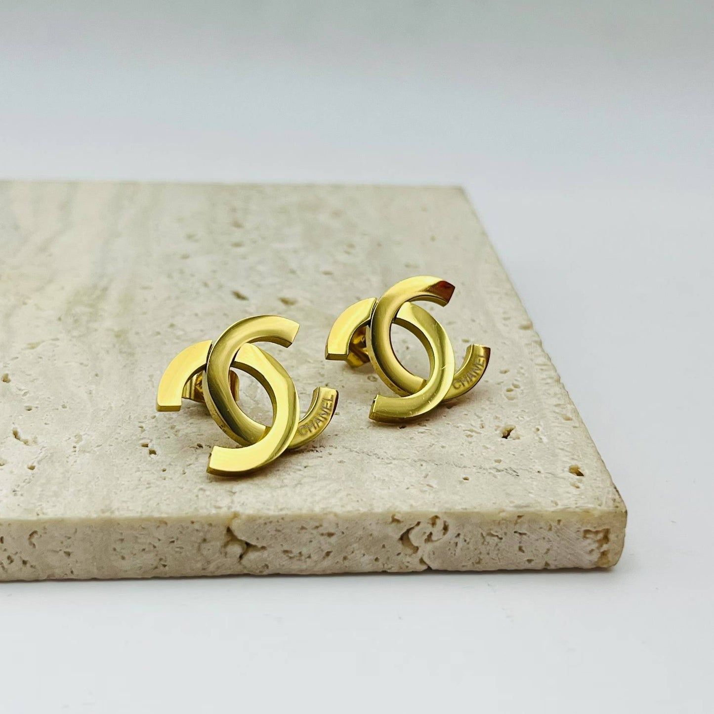 SEXINESS Earrings: Item(F#A0285).